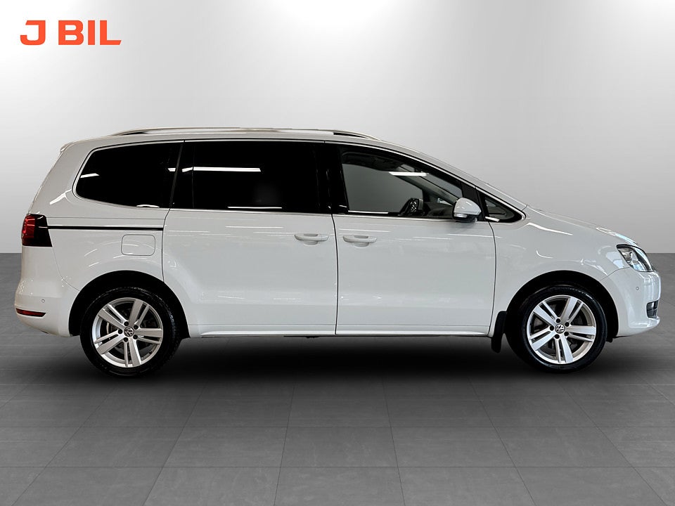 Bild på Volkswagen Sharan Base 2.0 TDi 150hk AWD 7-SITS PANO B-KAMERA