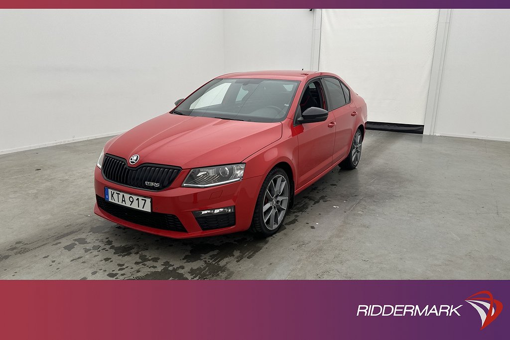 Skoda Octavia RS 2.0 TSI 220hk Canton Sensorer