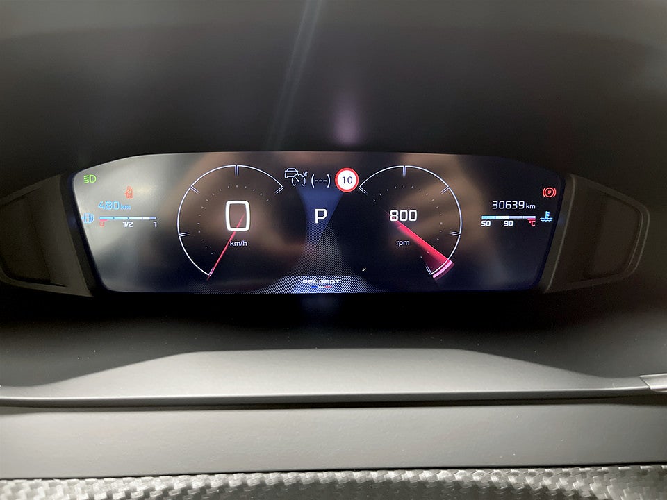 Bild på Peugeot 2008 GT 1.2 PT 130hk Aut B-KAMERA CARPLAY