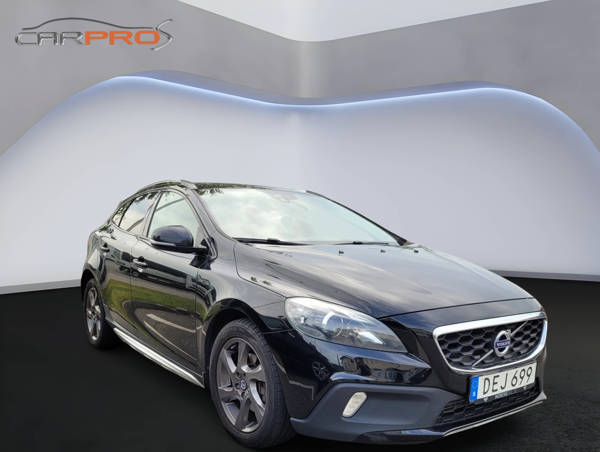 Volvo V40 Cross Country 2015, photo 3/39