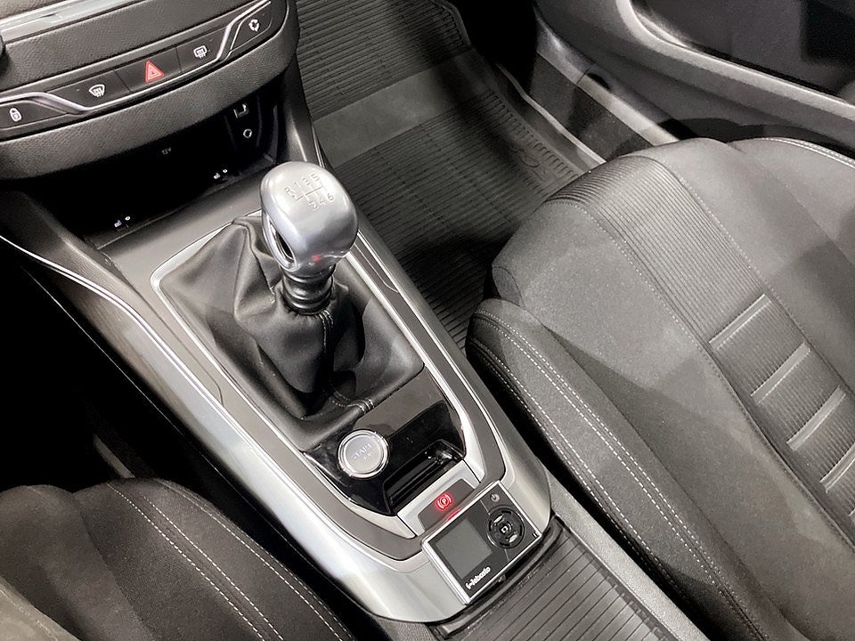 Bild på Peugeot 308 SW Allure 1.6 e-HDi 115hk - B-KAMERA, PANO