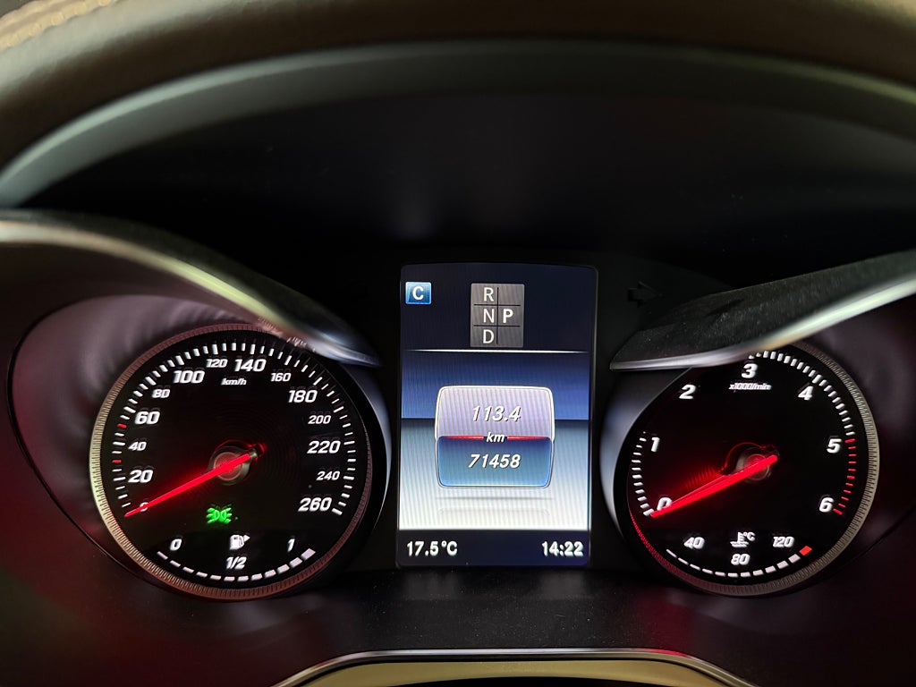 Mercedes-Benz GLC 220 d 4MATIC Värmare Läder Burmester Drag - bild 14