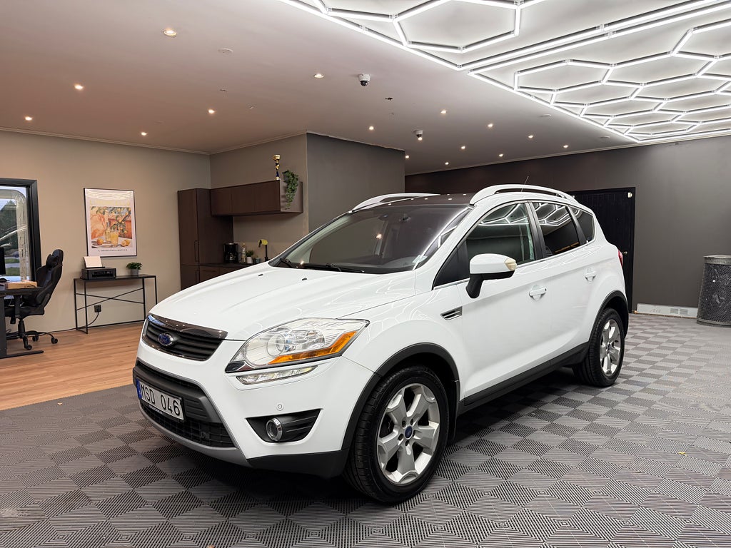 Ford Kuga 2.0 TDCi AWD Powershift Titanium | PANO | DRAG | SoV