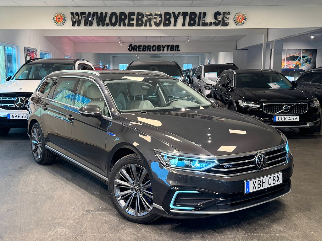 Volkswagen Passat Sportscombi GTE 1.4 TSI GTE Drag Gps Cockpit