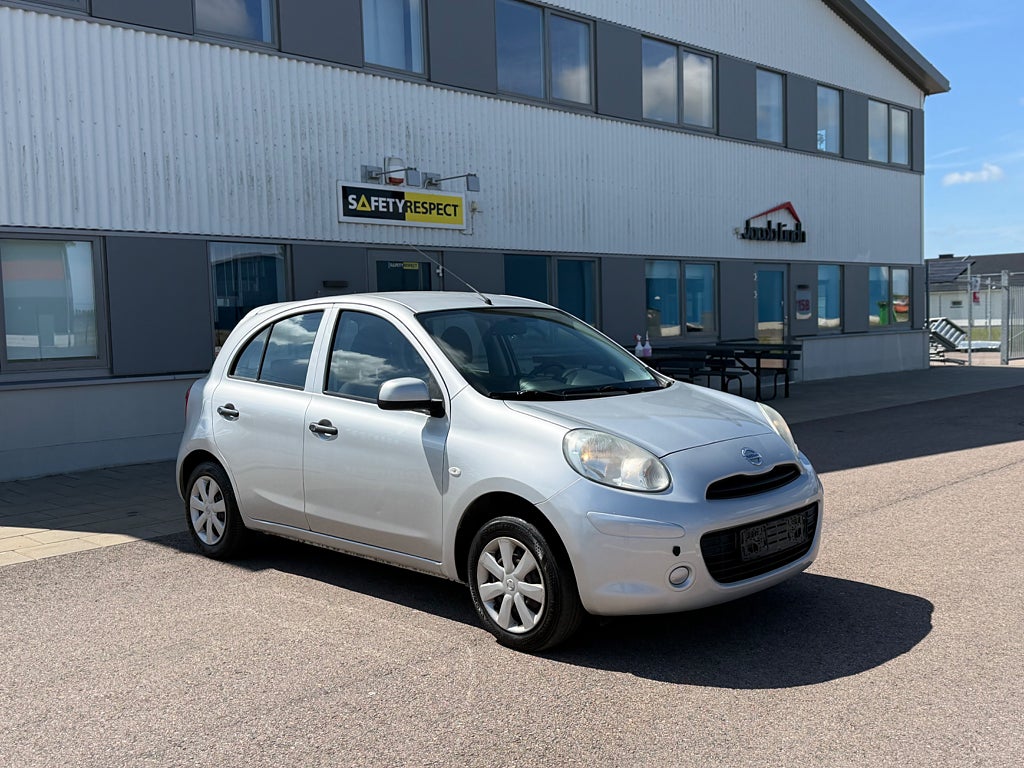 Nissan Micra 1.2 Endast 13 mil Ny besiktigad Ny servad 