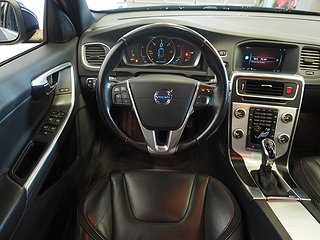 Kombi Volvo V60 13 av 21