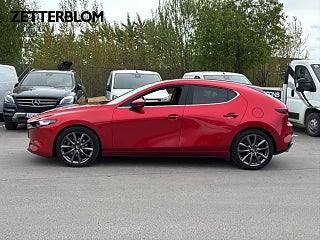 Halvkombi Mazda 3 2 av 15