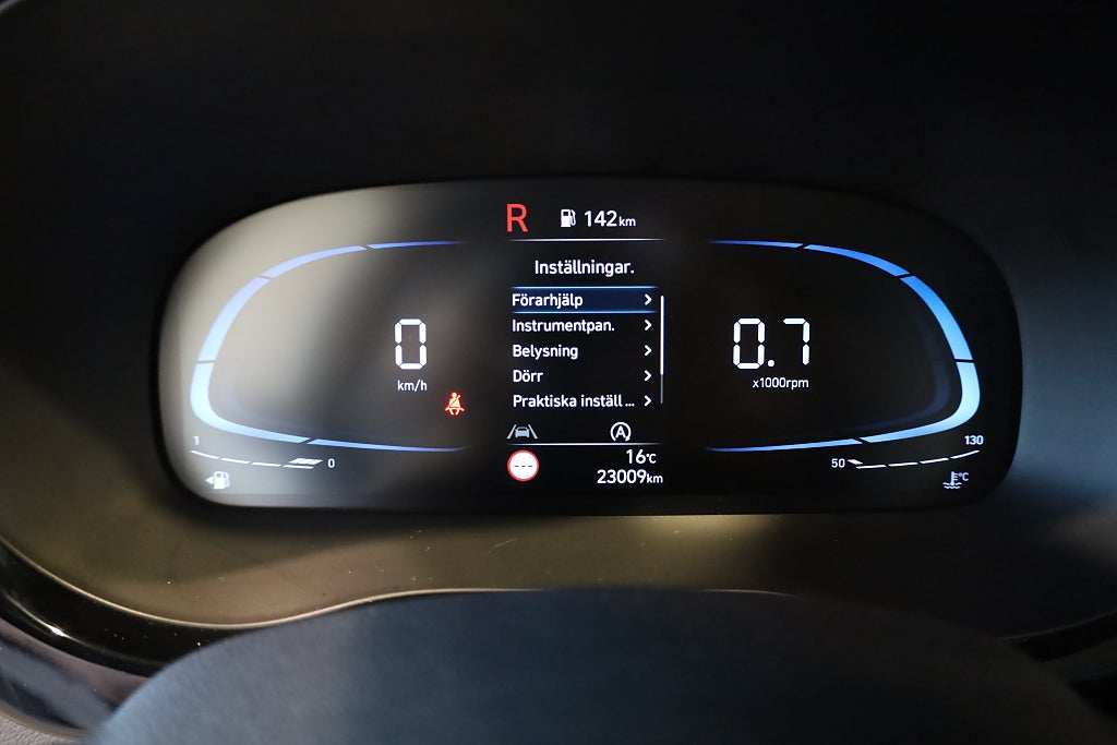 Hyundai i10 1.0 blue Essential CarPlay Rattvärme Leasbar