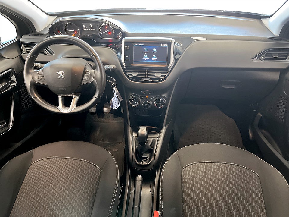 Bild på Peugeot 208 Active 1.2 PT 82hk LÅG SKATT!