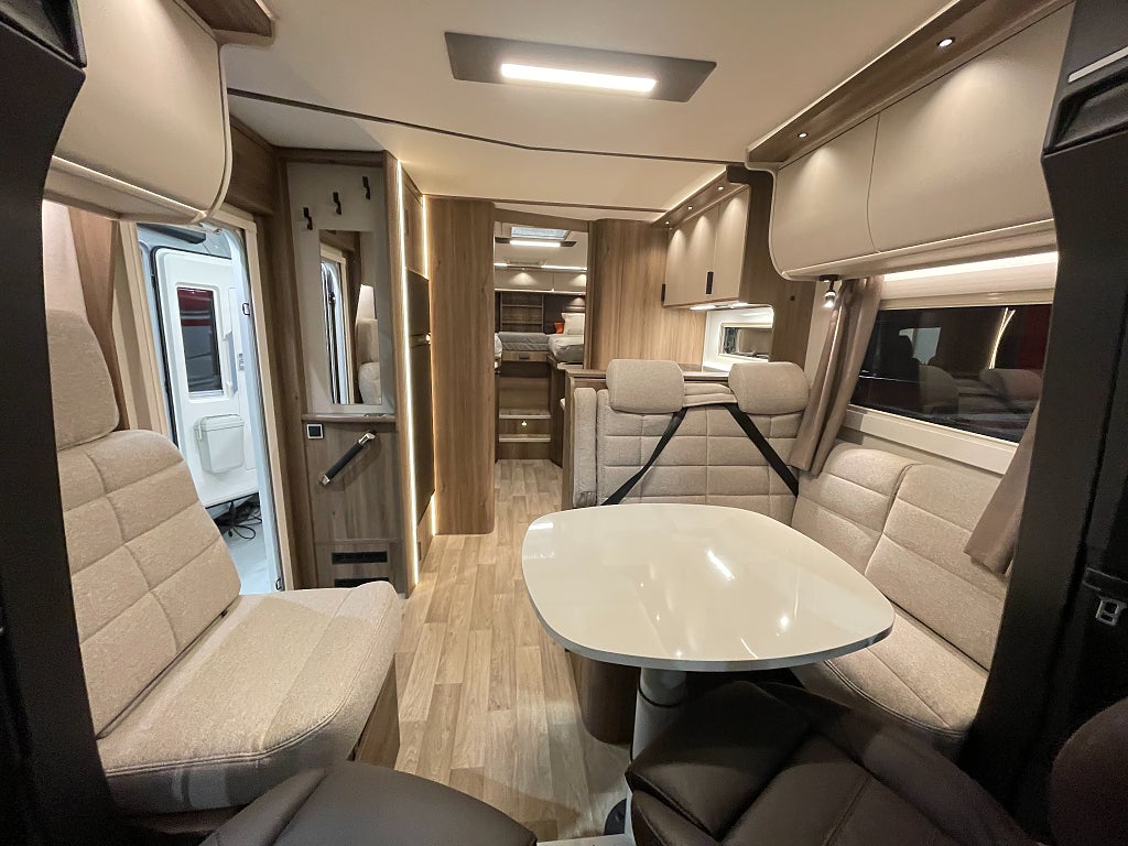 Kabe TMX 810 LGB /5 bältad/Mercedes 170hk/ALDE/Taksäng - Kabe