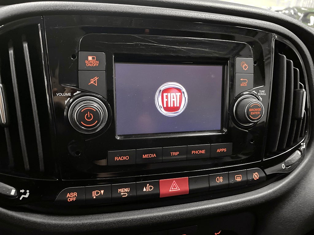Fiat Doblo Maxi 1.6 105 hk *2 skjutdörrar* *inredning* *ny kamrem* – bild 9