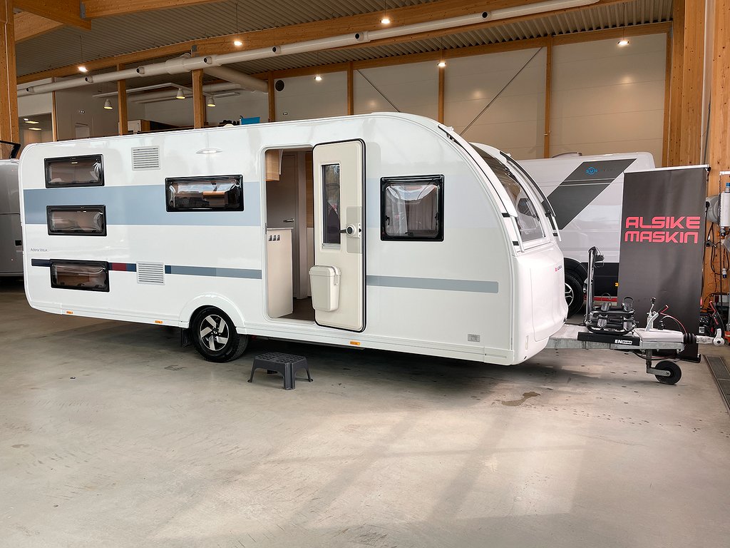 Adria Adora 593 UK /ALDE / Barnkammare / 3-våning / 7 bäddar - Adria