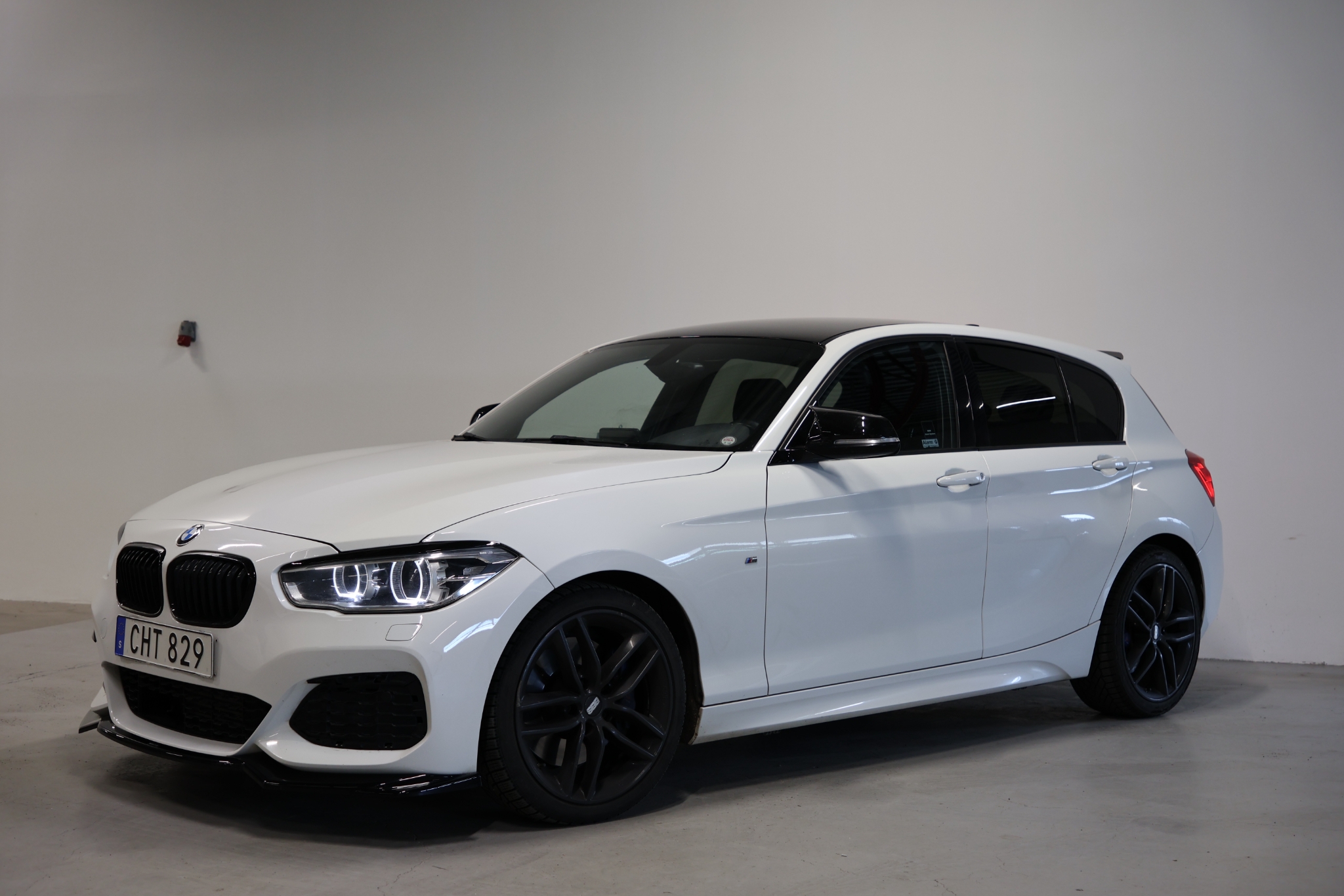 BMW M135i 2016, bild 2/55