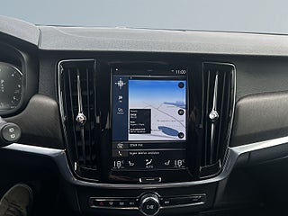 Volvo V90 Cross Country D4 AWD Inscription Pro Sov-däck/Drag/Mok-värm/Voc