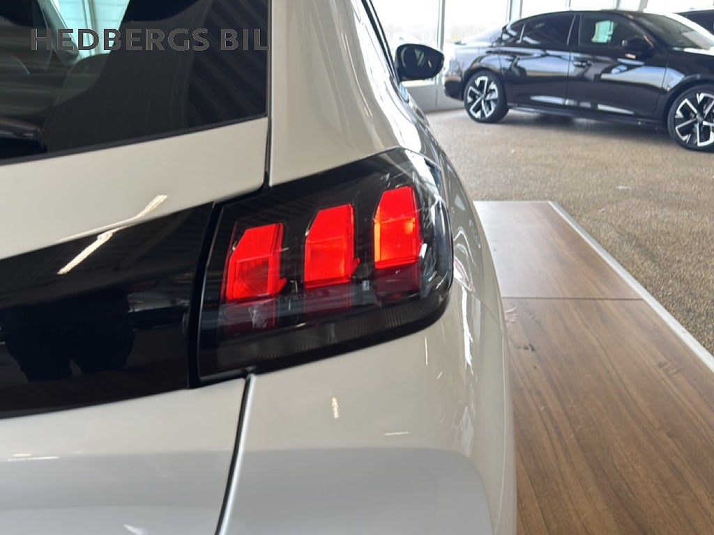 Peugeot 208 Active 1.2 PureTech 100HK AUT thumbnail