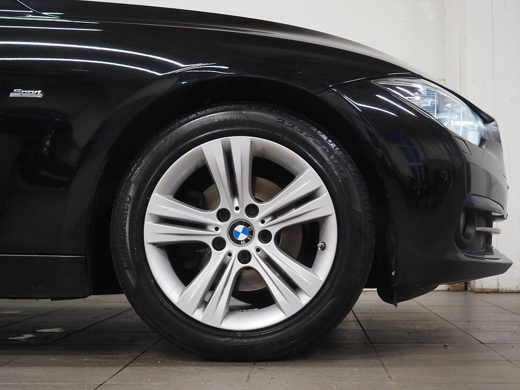 BMW 318 d 150hk Touring Steptronic Sport line  | Navi | Drag | 2017