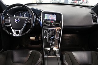 SUV Volvo XC60 10 av 20