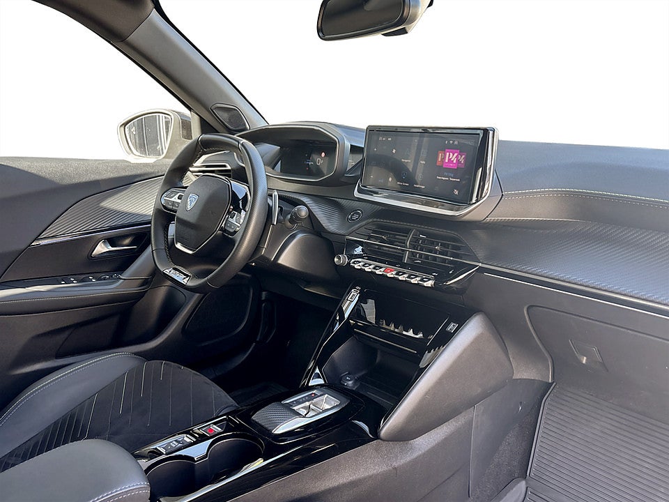Bild på Peugeot 2008 GT Hybrid 145hk Aut B-KAMERA CARPLAY