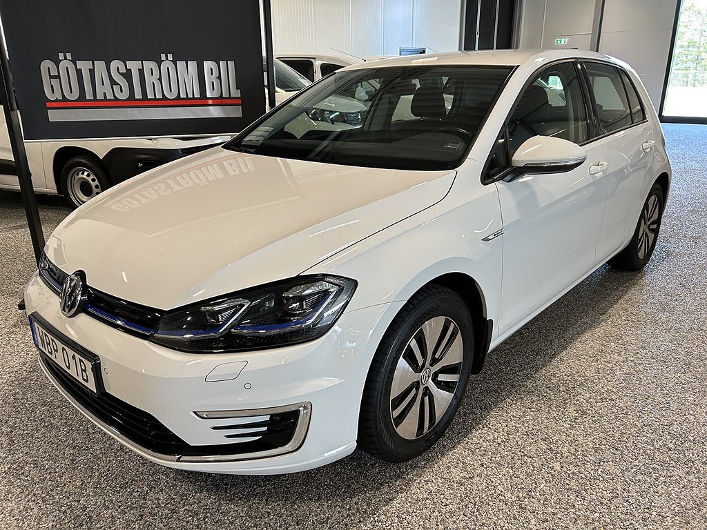 Volkswagen E-Golf 35,8 kWh/Cockpit,OBS! 3100Mil,Vhjul