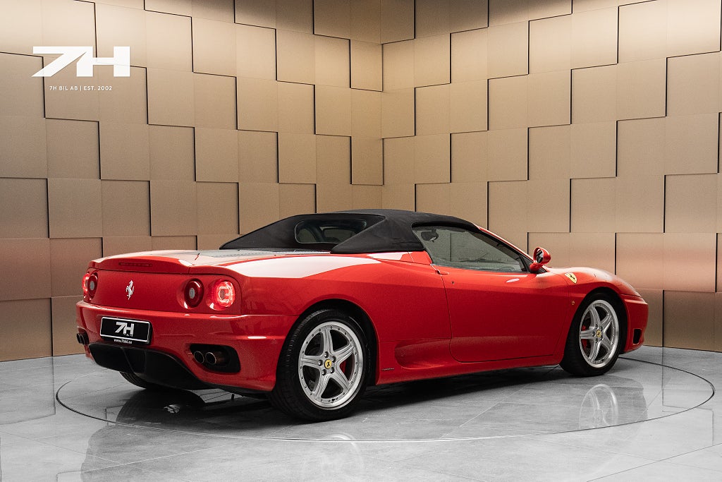 Ferrari 360 Spider F1 / 3829 mil / 3 Brukare