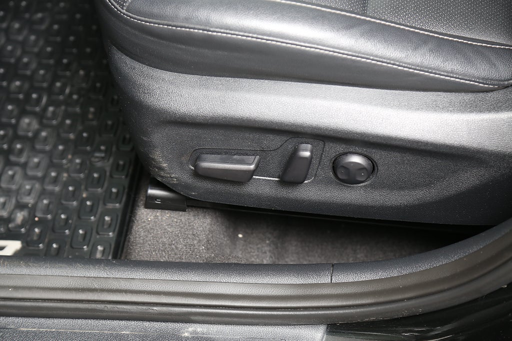 Kia Niro Hybrid 141hk Advance Plus 2 Aut Skinn CarPlay Navi 2020