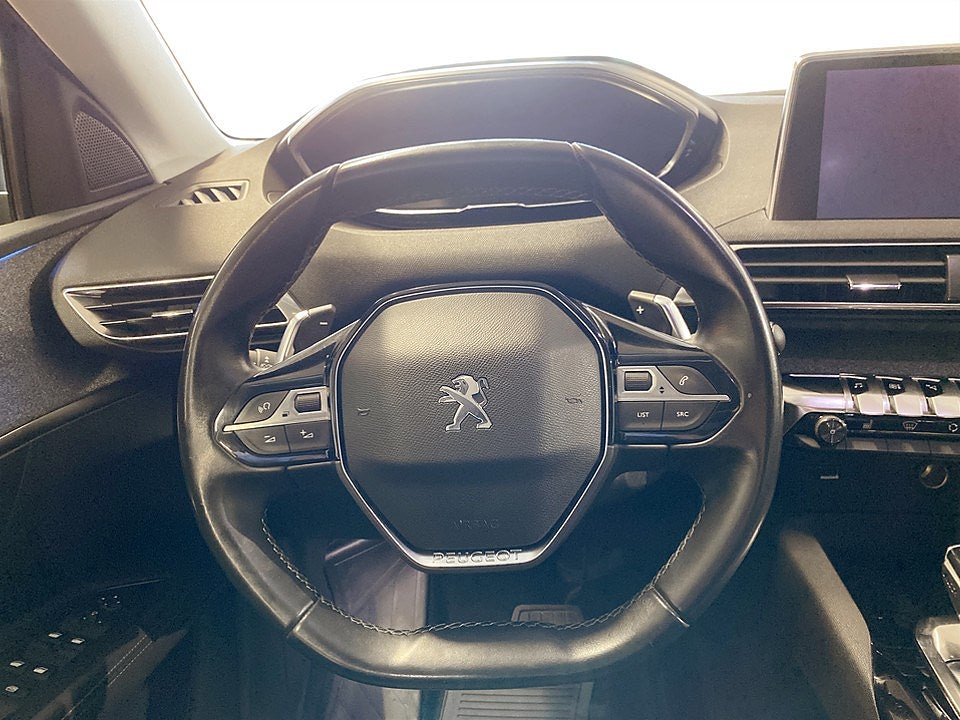 Bild på Peugeot 3008 Allure 1.5 BHDi 130hk Aut - CARPLAY, P-SENSORER