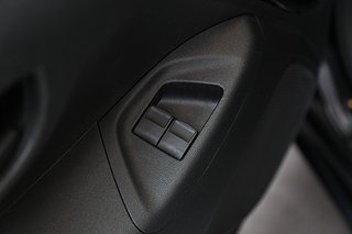 Halvkombi Peugeot 108 10 av 20