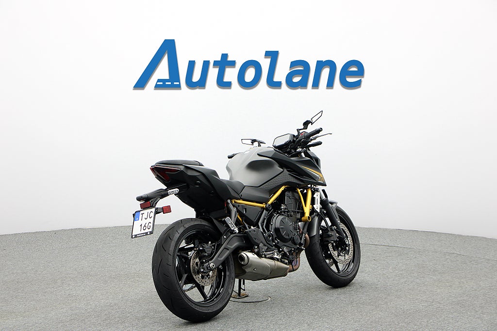 Kawasaki NINJA Z650* Traction control ABS Bluetooth