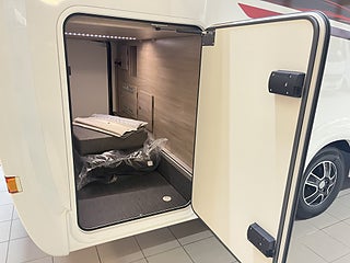 Husbil-halvintegrerad Kabe CLASSIC 740 LGB 8 av 24