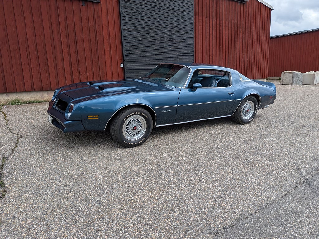 Pontiac Firebird Formula 5.7 V8 Hydra-Matic LÅGMILARE