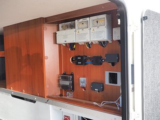 Husbil-halvintegrerad Concorde Charisma 890 LS 5 av 31