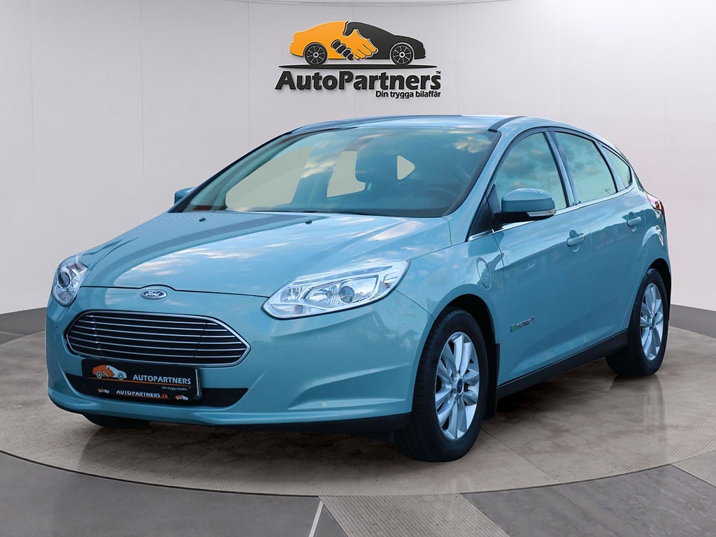 Ford Focus Elektrisk Titanium 145hk Keyless Kamera PDC Vhjul 1,95%