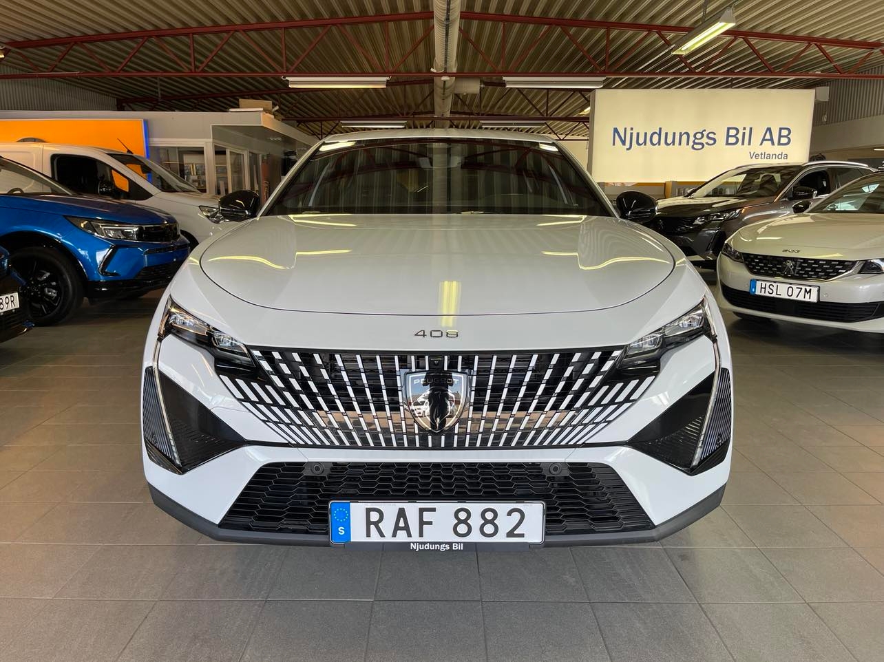 Peugeot 408 GT 130HK 2024, bild 3/36