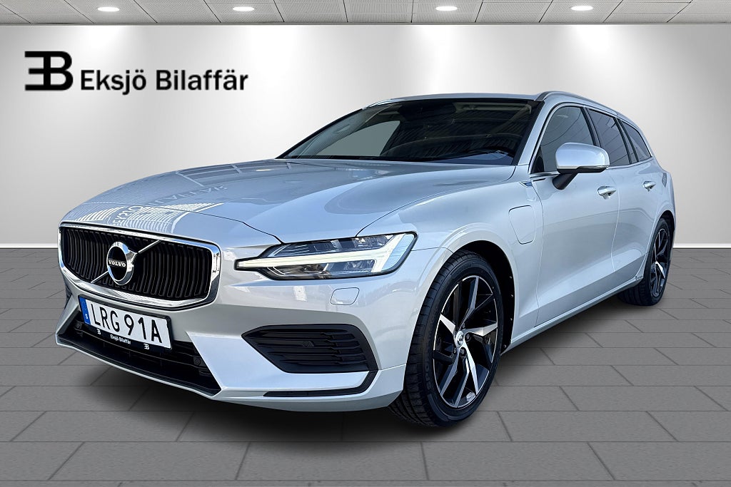 Volvo V60 Recharge T6 AWD Geartronic Momentum Drag Backkamera