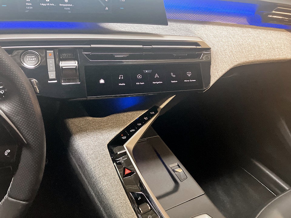 Bild på Peugeot 5008 GT Hybrid 145hk Aut 7-SITS BACKKAMERA CARPLAY