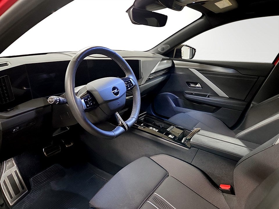 Bild på Opel Astra ST GS 1.2 PT 130hk Aut -B-KAMERA, CARPLAY