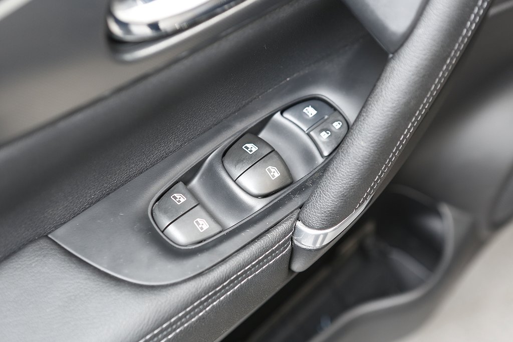 Nissan Qashqai 1,2 DIG-T 115hk Navi 360° Kamera Dragkrok 2018