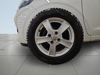 Hyundai i10 1.0 blue Essential S&V-hjul Rattvärme Fullservad – bild 12