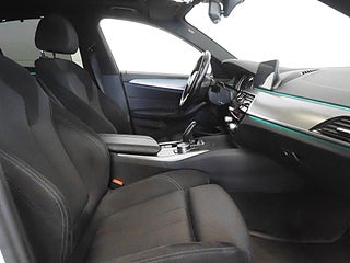 Sedan BMW 530e 9 av 19