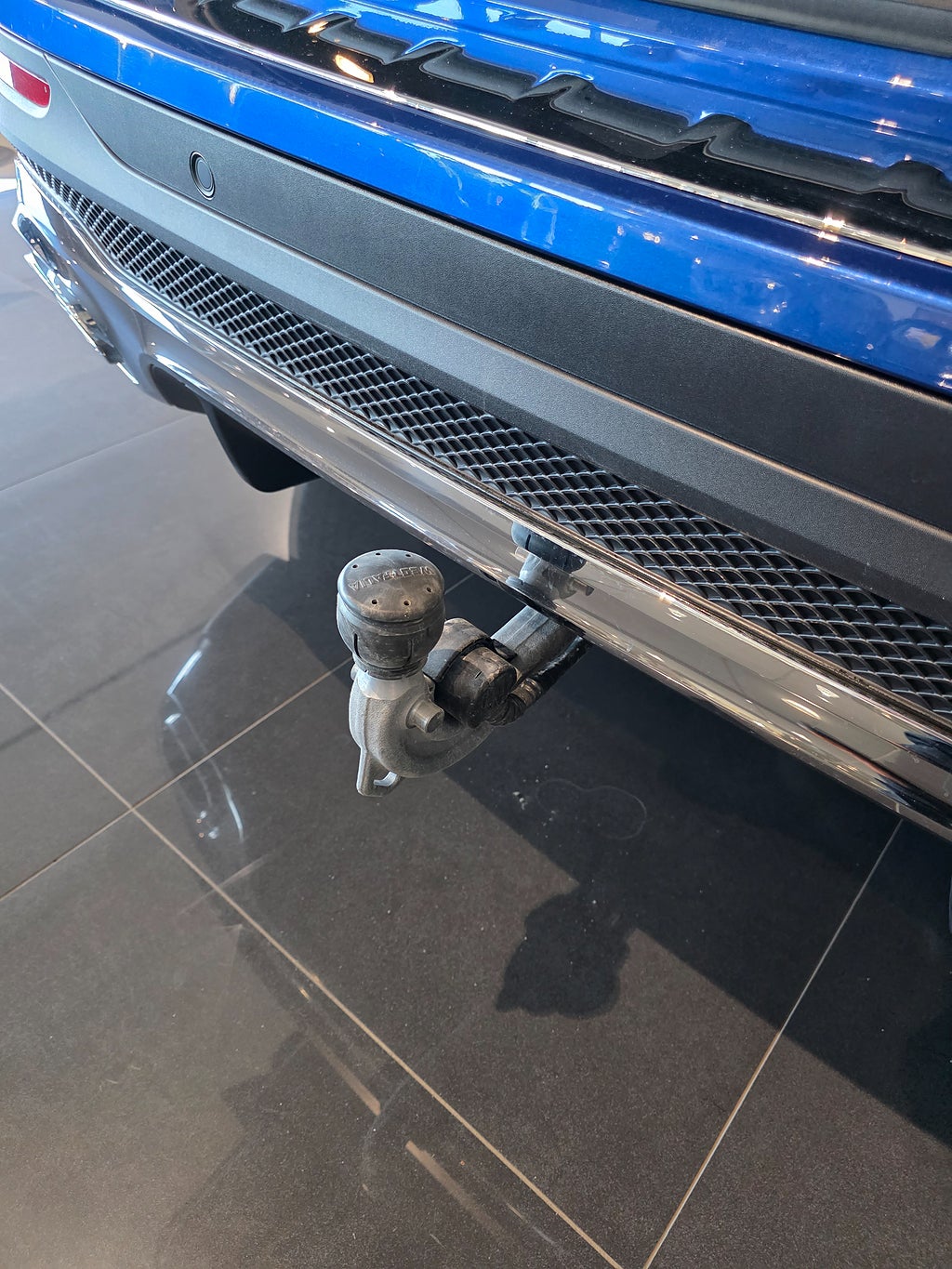 Mercedes-Benz GLB 220 d 4MATIC AMG Värmare Drag Advanced Plus - bild 7