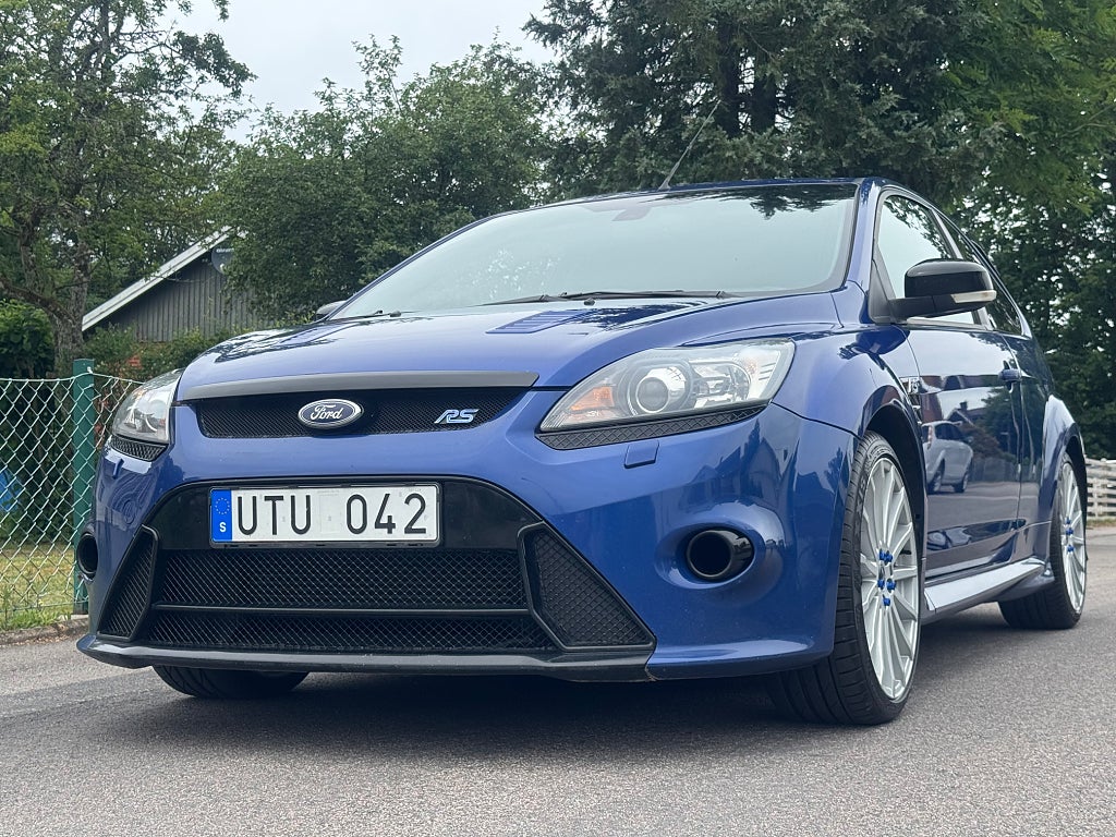 Ford Focus RS 2.5l Performance blue 