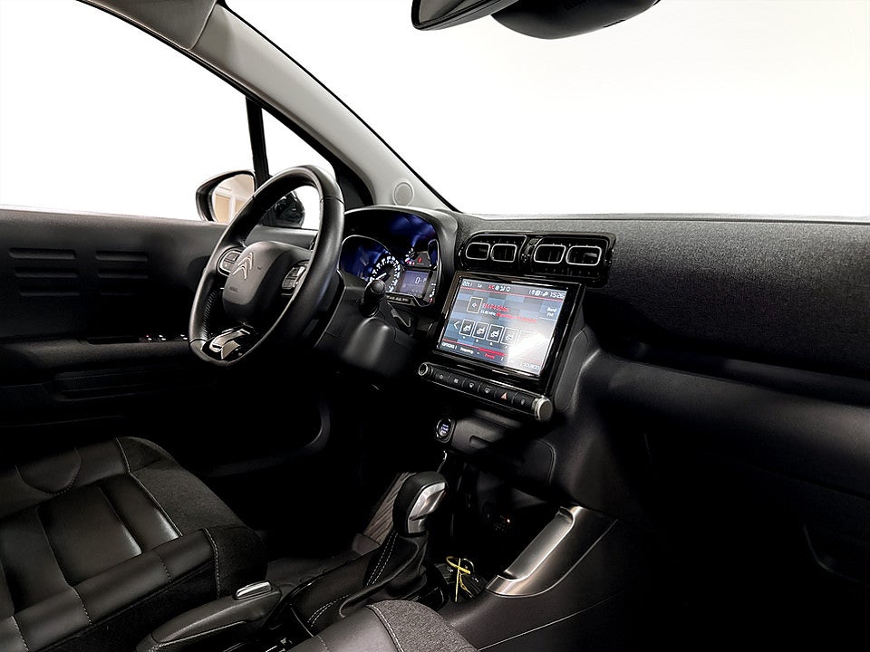 Bild på Citroën C3 Aircross Shine 1.2 PT Aut P-SENSORER NAVI