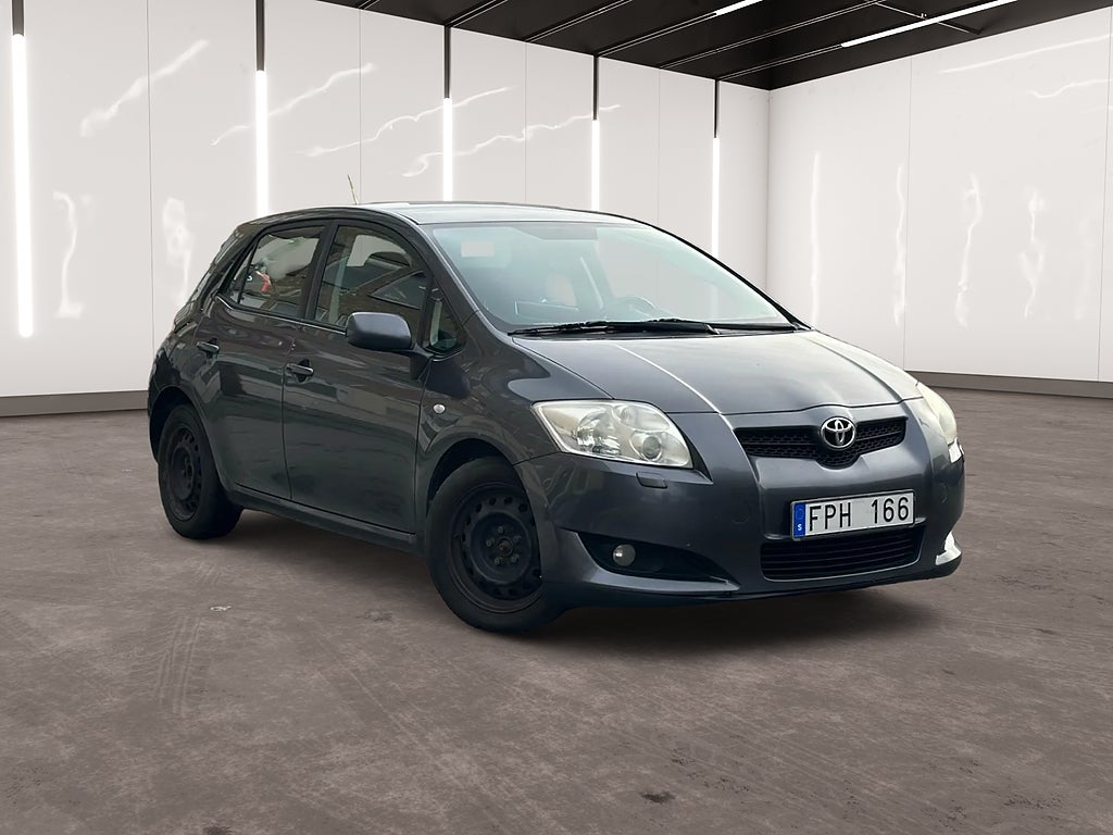 Toyota Auris 5-DÖRRARS 2.0 D-4D EU5 5-VÄXLAD V+S DÄCK 