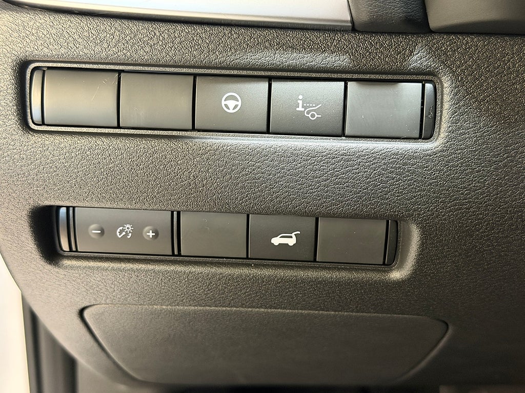 Nissan X-Trail e-4ORCE TEKNA+ | 7 sits | BOSE | KAMPANJ!