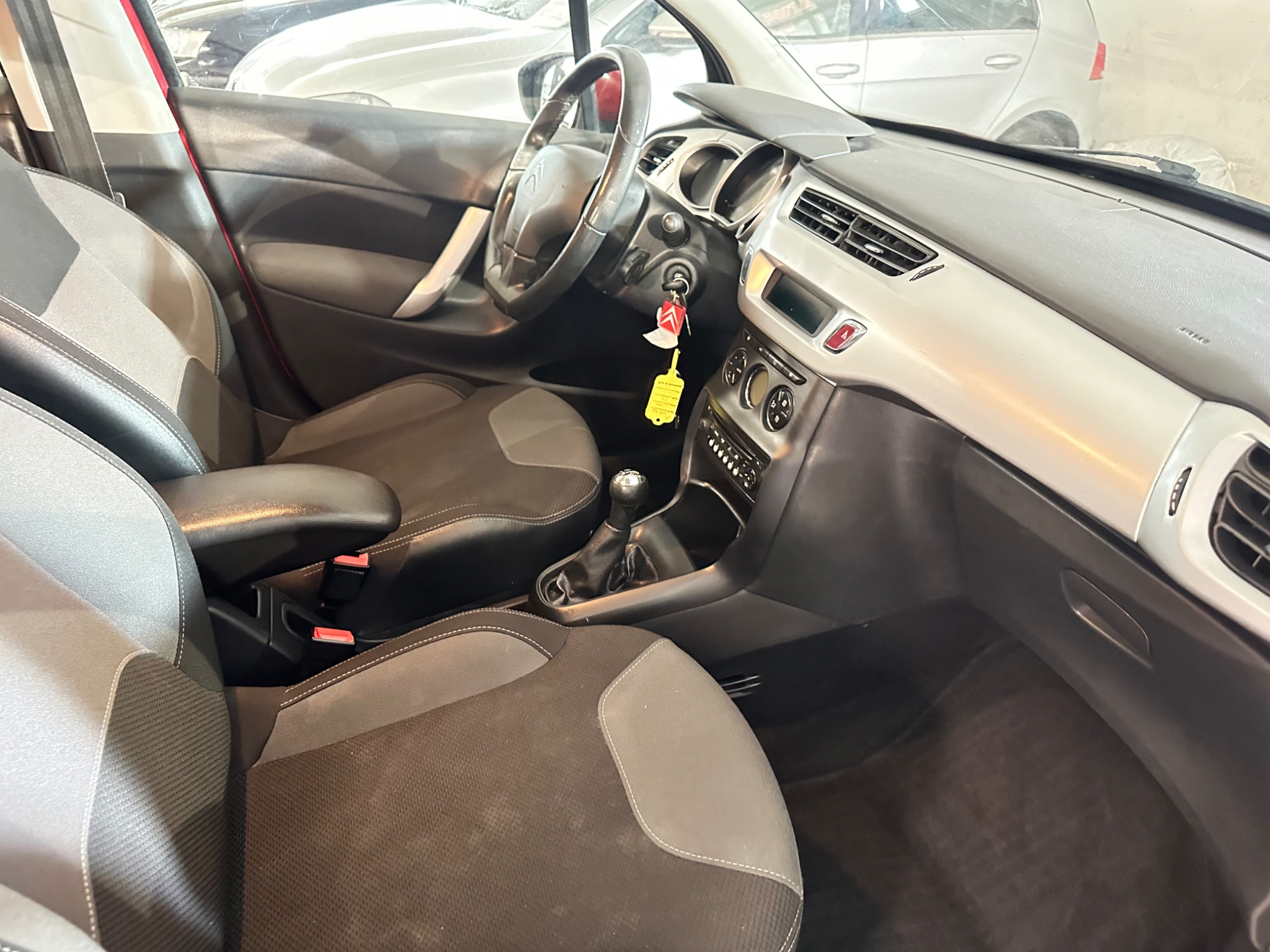 Citroen C3 2012, photo 7/36