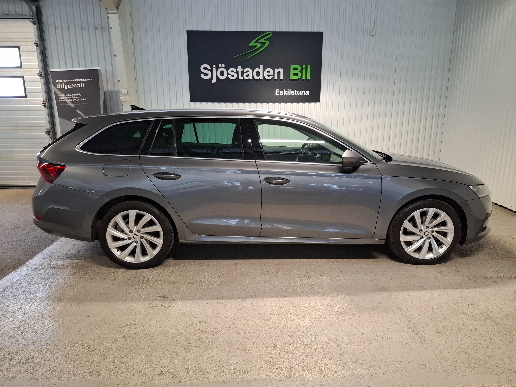 Skoda Octavia 2023, bild 4/43