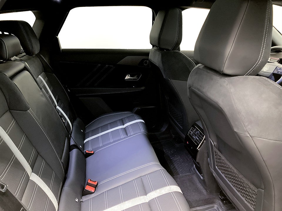 Bild på Opel Grandland ultimate Hybrid 145hk Aut PANO ELSTOL FOCAL