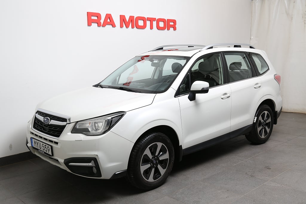 Subaru Forester 2,0D 147hk XE AWD Aut Panorama Skinn Drag 