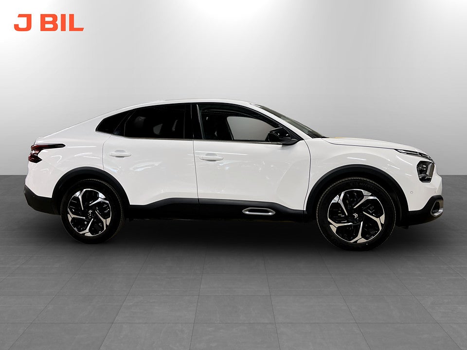 Bild på Citroën C4-X Shine 1.2 PT 130hk Aut B-KAMERA RATTVÄRME