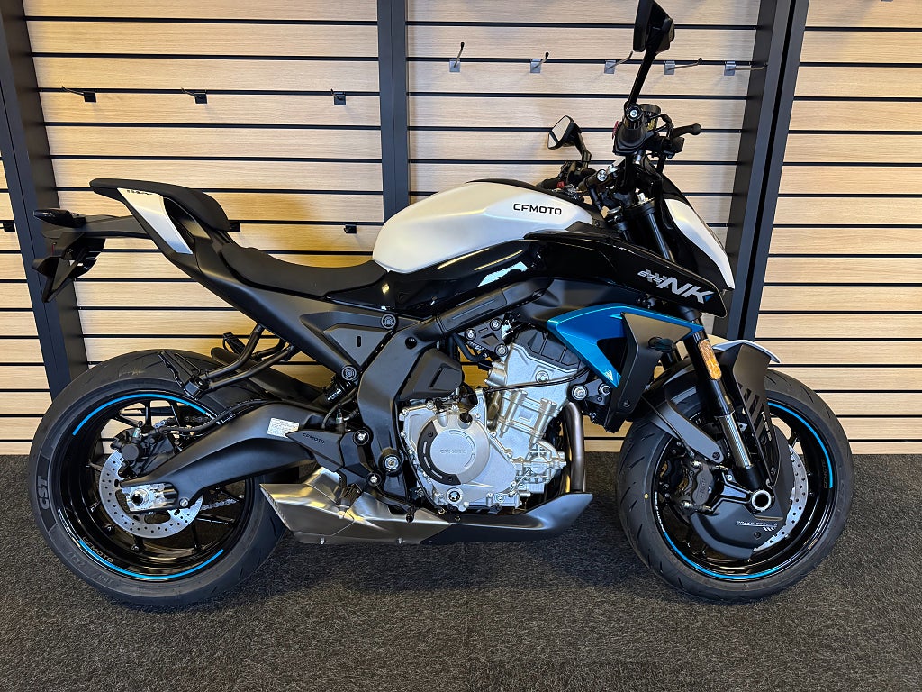 CFMOTO 675NK  36-MÅNADER RÄNTEFRITT 5-ÅRS GARANTI 